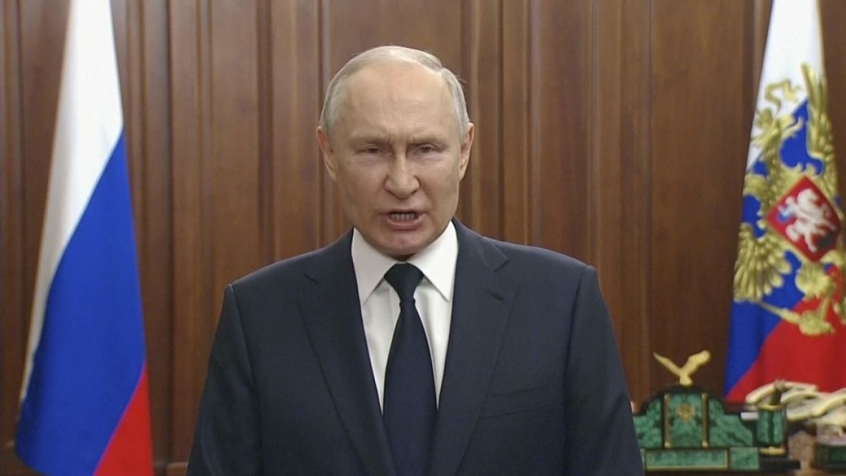 Dieses vom Pressedienst des russischen Präsidenten zur Verfügung gestellte Videostandbild zeigt Wladimir Putin, Präsident von Russland, während einer Ansprache an die Nation. (Foto)