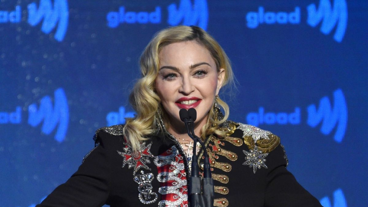 Madonna befindet sich noch immer in ärztlicher Behandlung. (Foto)