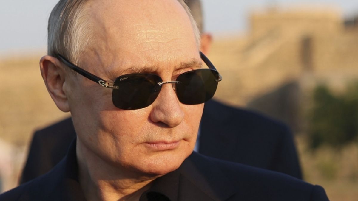 Wladimir Putin lässt bei der Schwarzmeerflotte eine alte Weltkriegs-Taktik ausüben. (Foto)