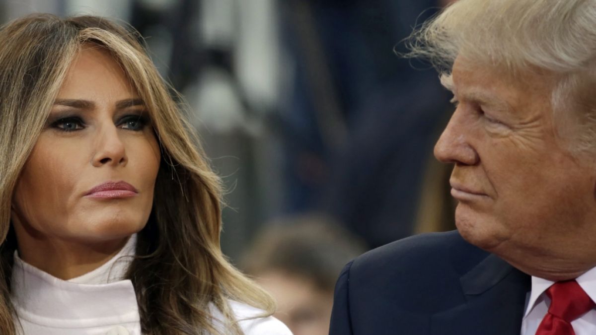 Innige Vertrautheit zwischen Ex-US-Präsident Donald Trump und seiner Ehefrau Melania muss man bei öffentlichen Auftritten mit der Lupe suchen. (Foto)