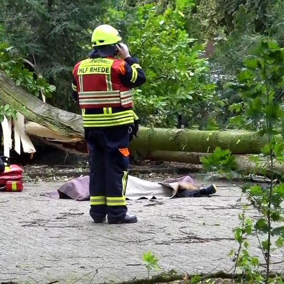 Sturmtief abgezogen - Rettungskräfte ziehen Unwetter-Bilanz