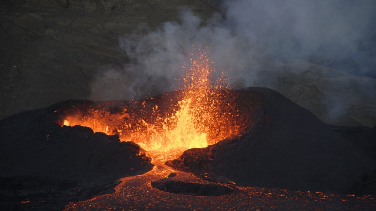 Droht ein Vulkanausbruch auf Island, nachdem es eine Erdbebenserie gab? (Foto)