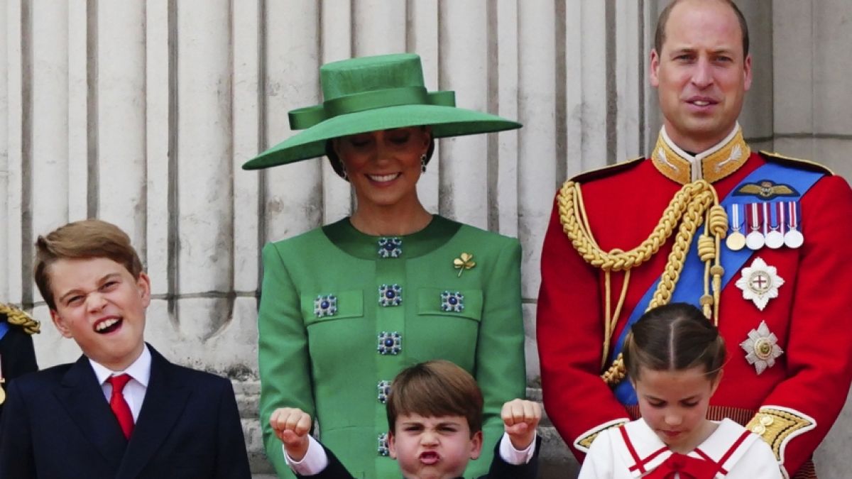 Bevor Prinz George, Prinzessin Charlotte und Prinz Louis im September in ein neues Schuljahr starten, muss Prinzessin Kate ihre Rasselbande in den Sommerferien bespaßen. (Foto)