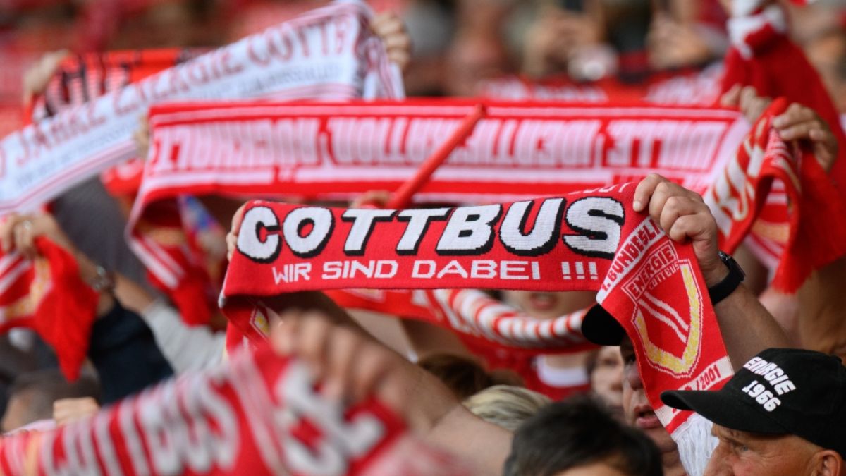 Die Fans von Energie Cottbus wollen in der Regionalliga Nordost auch in der Saison 2023/24 wieder jubeln. (Foto)