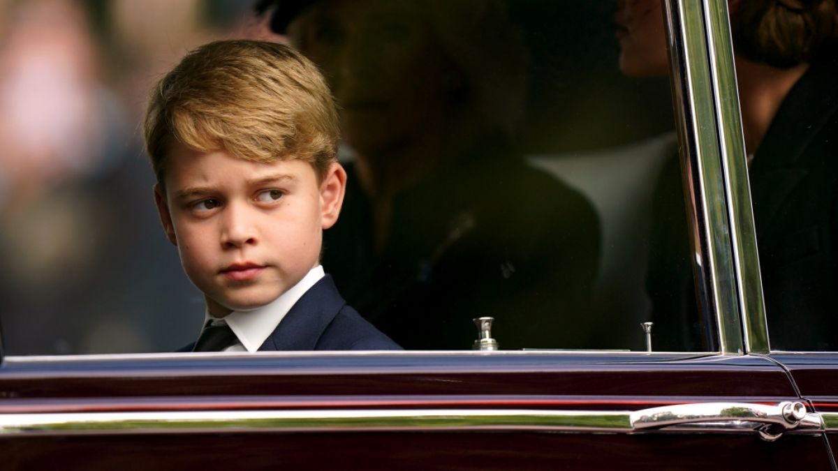 Prinz George wird schon früh behutsam auf seine Rolle als König vorbereitet. (Foto)