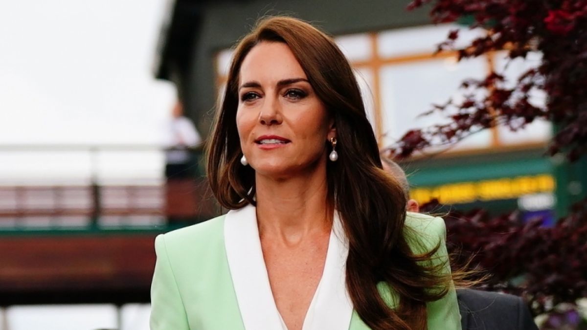 In Wimbledon spendete Prinzessin Kate jetzt Verliererin Ons Jabeur Trost. (Foto)