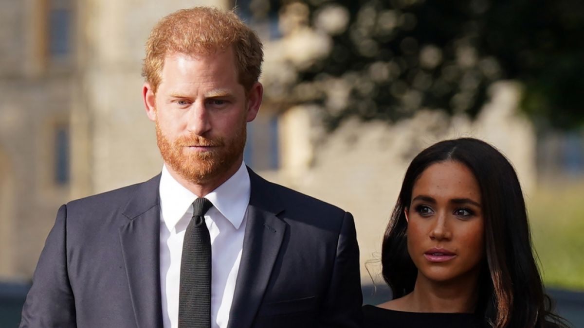 Prinz Harry und Meghan Markle sollen sich laut Royals-Insidern vorerst trennen. (Foto)