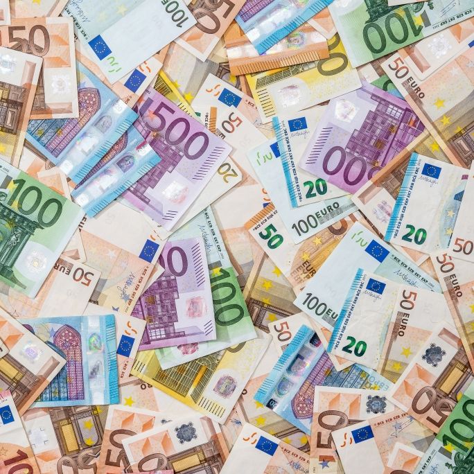 743 Euro pro Monat! Staat zahlt arbeitsfähigen Geflüchteten Bürgergeld