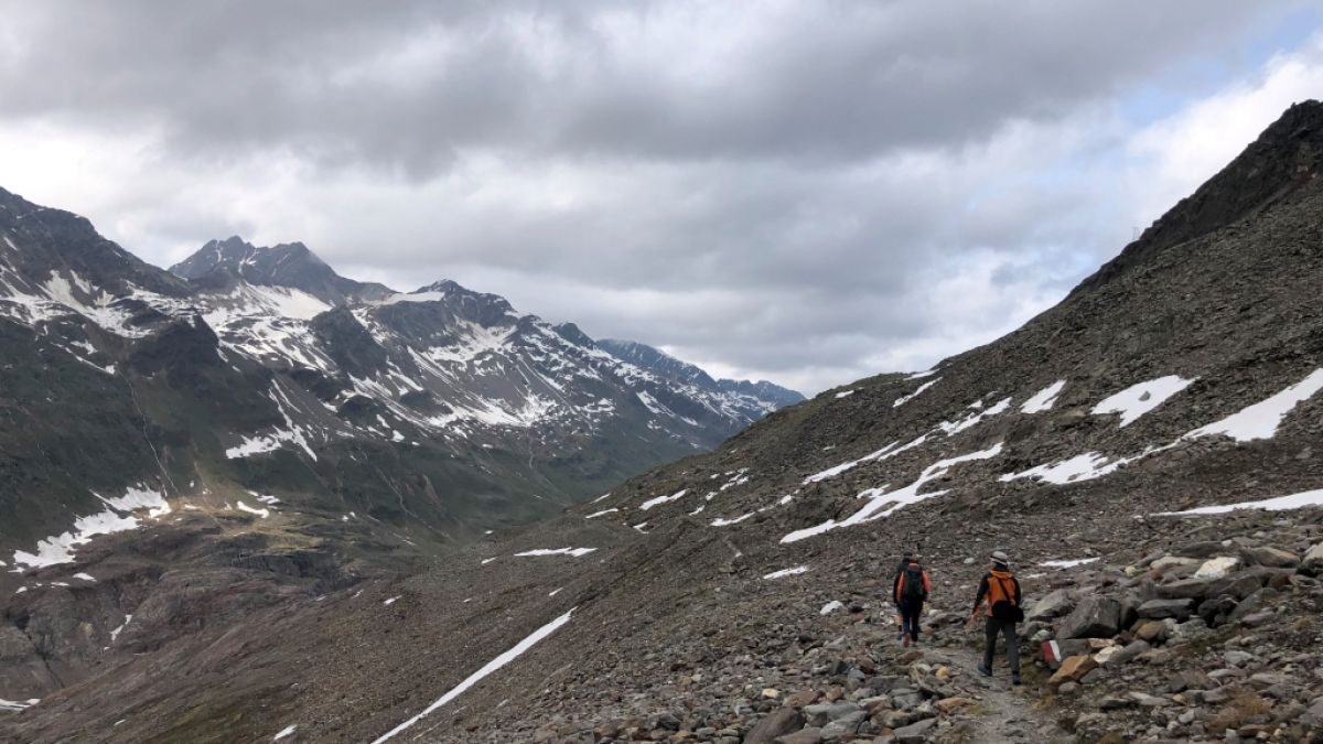 Wandern in den Hochalpen: Mit Sicherheit und Respekt vor den Bergen (Foto)