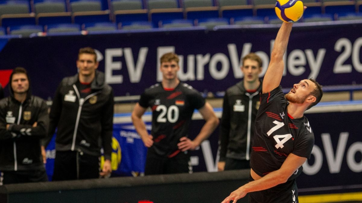 Deutschlands Volleyball-Herren sind bei der Europameisterschaft 2023 bereits im Achtelfinale ausgeschieden. (Foto)
