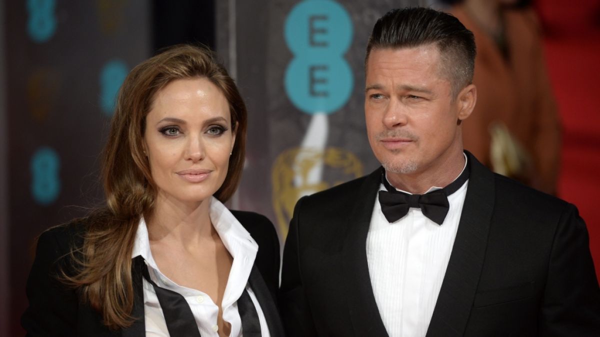 Gelten Angelina Jolies Mittelfinger Brad Pitt? (Foto)