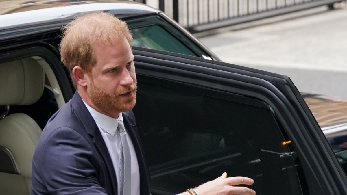 Prinz Harry bleibt bei seinem London-Besuch im September getrennt von Vater König Charles III. (Foto)