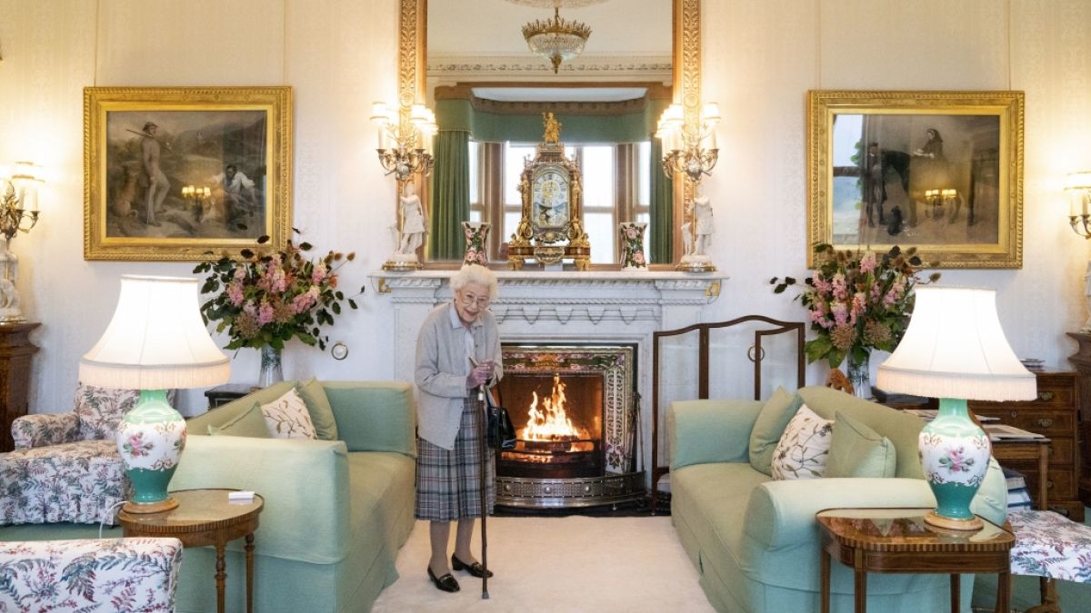Die letzten Tage ihres irdischen Daseins verbrachte Queen Elizabeth II. auf ihrem geliebten Landsitz in Schottland, Schloss Balmoral. (Foto)