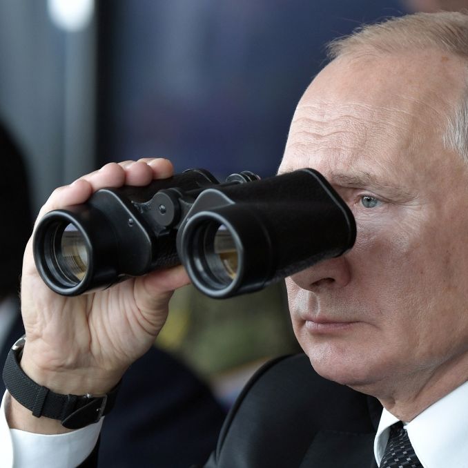Kreml-Tyrann schockiert! Russen-Mörser fliegt nach Drohnen-Attacke in die Luft