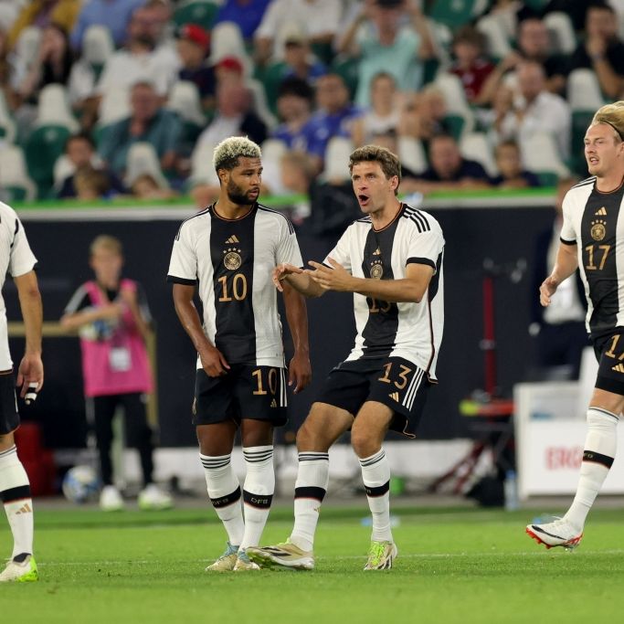 Endlich! DFB-Auswahl siegt unter Völler: 2:1 gegen Frankreich