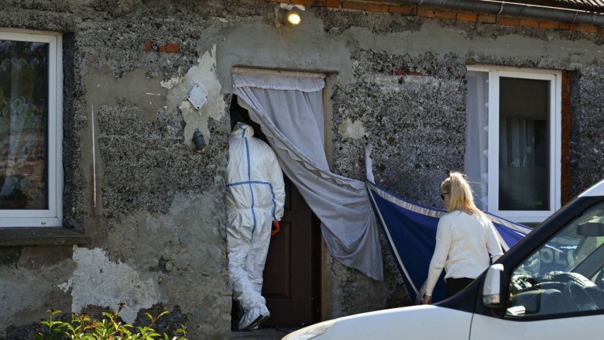 In der Nähe der polnischen Stadt Danzig hat die Polizei drei tote Neugeborene in einem heruntergekommenen Haus entdeckt. Ein Vater und seine Tochter wurden wegen mutmaßlichen Mordes und Inzest festgenommen. (Foto)