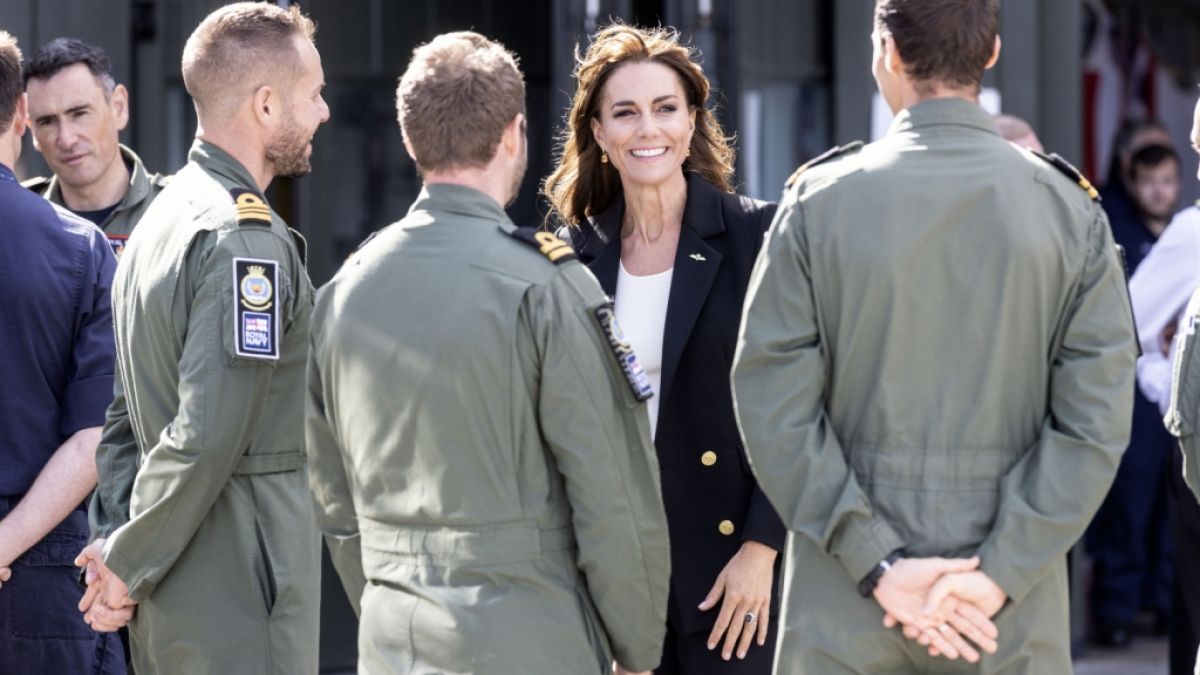 Auch ohne ihren Ehemann Prinz William amüsierte sich Prinzessin Kate sichtlich. (Foto)