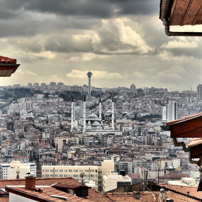 Terrorist sprengt sich in die Luft! Mutmaßlicher Bombenanschlag in türkischer Hauptstadt