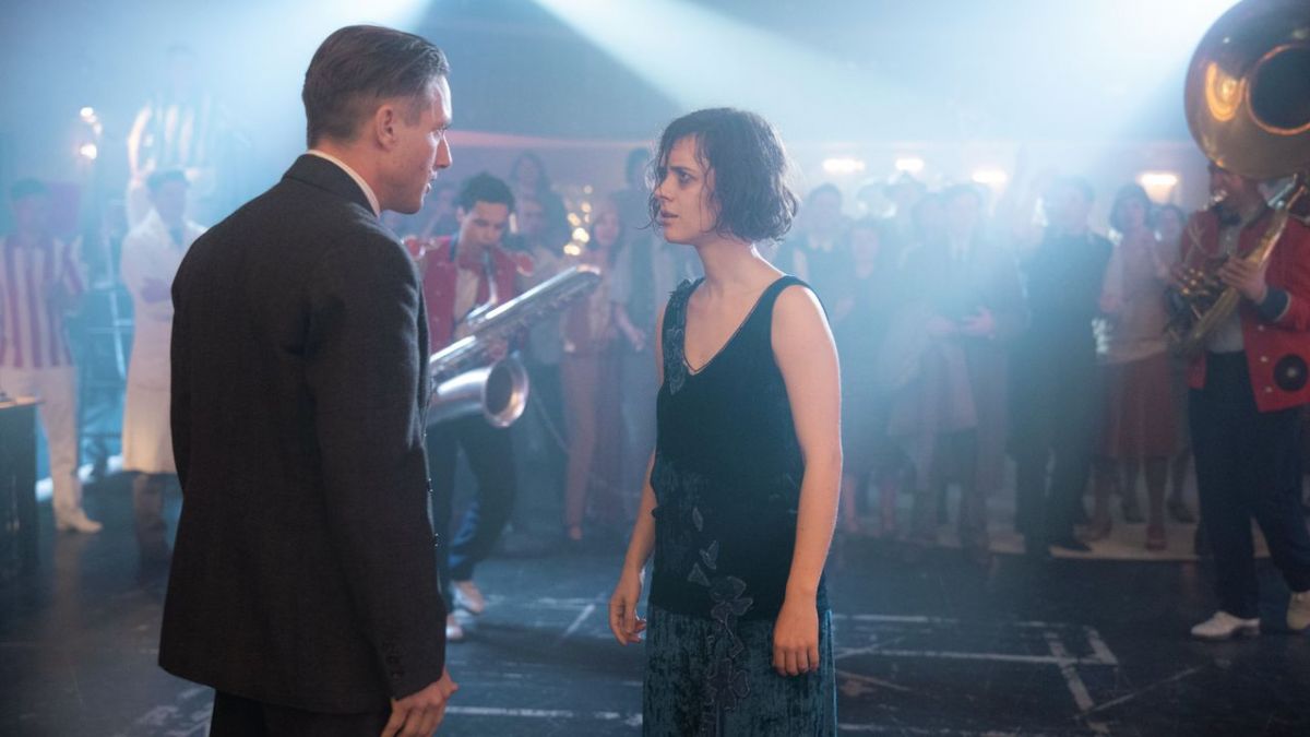 Babylon Berlin 1 Staffel Wieviel Folgen Babylon Berlin Wiederholung Von Folge Staffel Online Und Im Tv | Hot