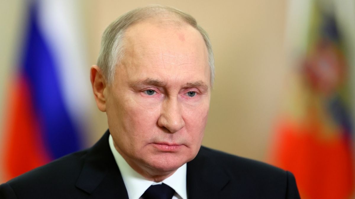 Wladimir Putin sollte seinen 71. Geburtstag laut einiger Verschwörungsmythen gar nicht mehr erleben. (Foto)