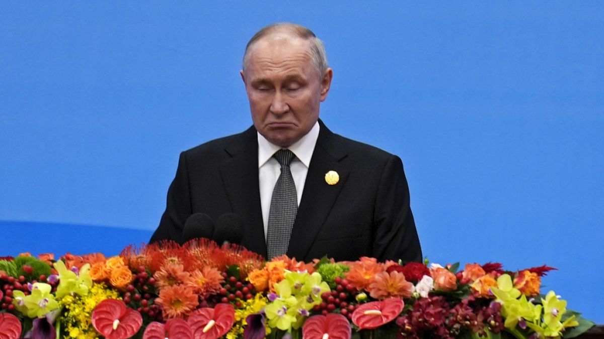 Während der echte Putin angeblich einen Herzstillstand erlitten haben soll, soll ein Doppelgänger ihn vertreten. (Foto)