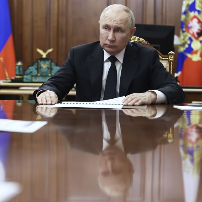 Rückschlag für Kreml-Chef! Russische Elitetruppen ergreifen Flucht
