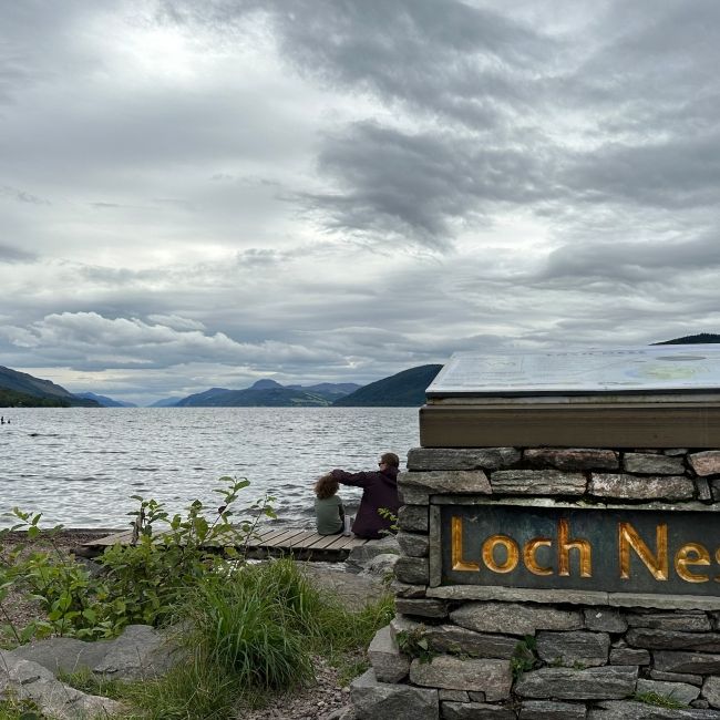 Sensationssichtung am Loch Ness! Webcam fängt auftauchendes Monster ein