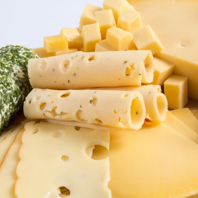 Mit Listerien verseucht! DIESER Käse wird zurückgerufen