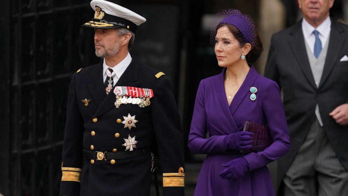 Kronprinz Frederik und Prinzessin Mary von Dänemark müssen sich derzeit mit hässlichen Affären-Gerüchten herumschlagen. (Foto)
