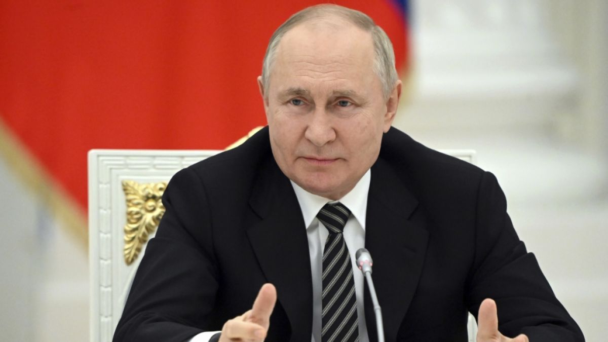 Wladimir Putin schränkt mit einer Gesetzesänderung die Medienberichterstattung vor dem Wahlkampf 2024 massiv ein. (Foto)