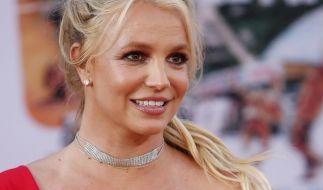 Britney Spears schockt ihre Fans mit einem neuen Nackt-Auftritt im Netz.