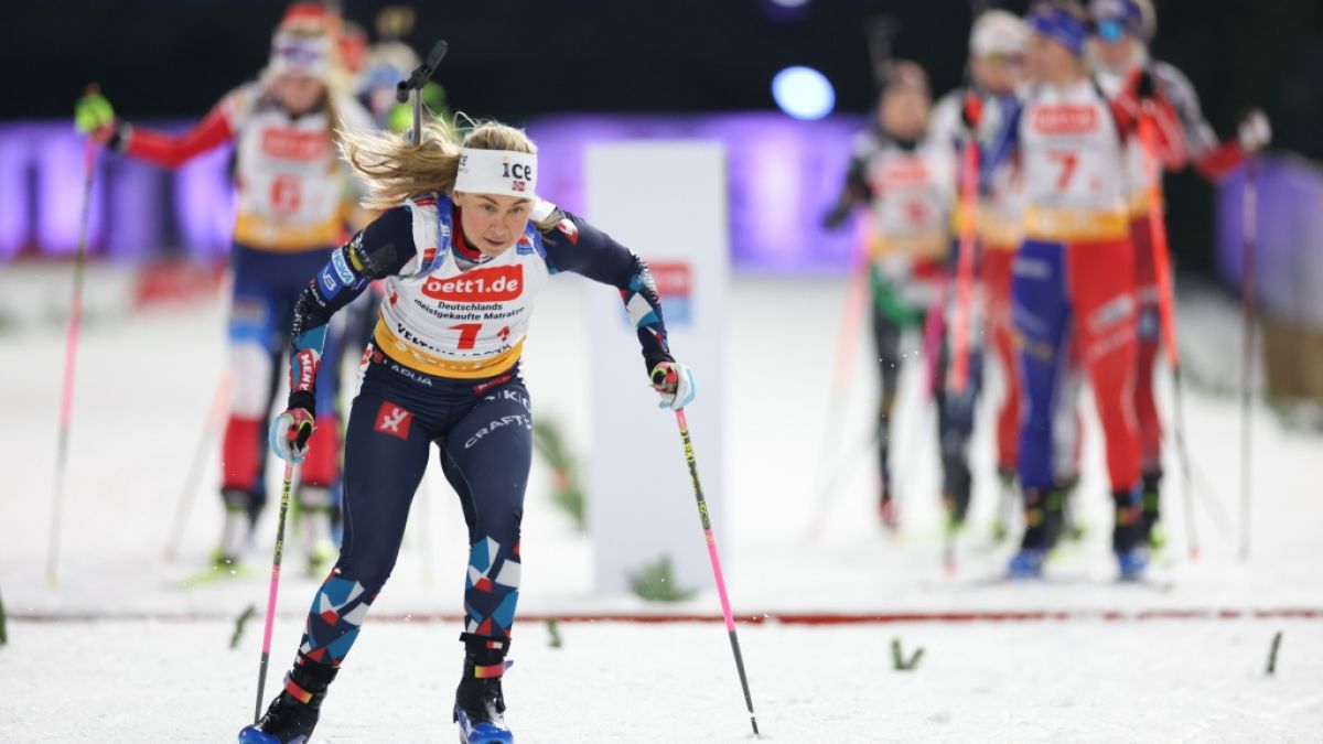 Die norwegische Biathletin Ingrid Landmark Tandrevold geht auch 2023 bei der Biathlon World Team Challenge (WTC) in der Veltins Arena auf Schalke an den Start. (Foto)