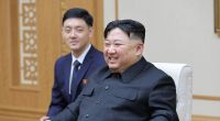 Eigentlich steht immer Kim Jong-un im Mittelpunkt jedes Fotos.