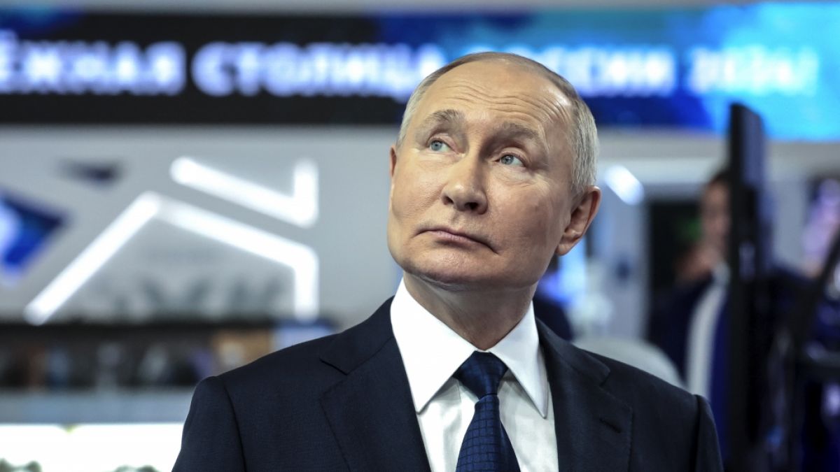 Stirbt Wladimir Putin im Jahr 2024? Das sagt der "neue Nostradamus" Craig Hamilton-Parker voraus. (Foto)