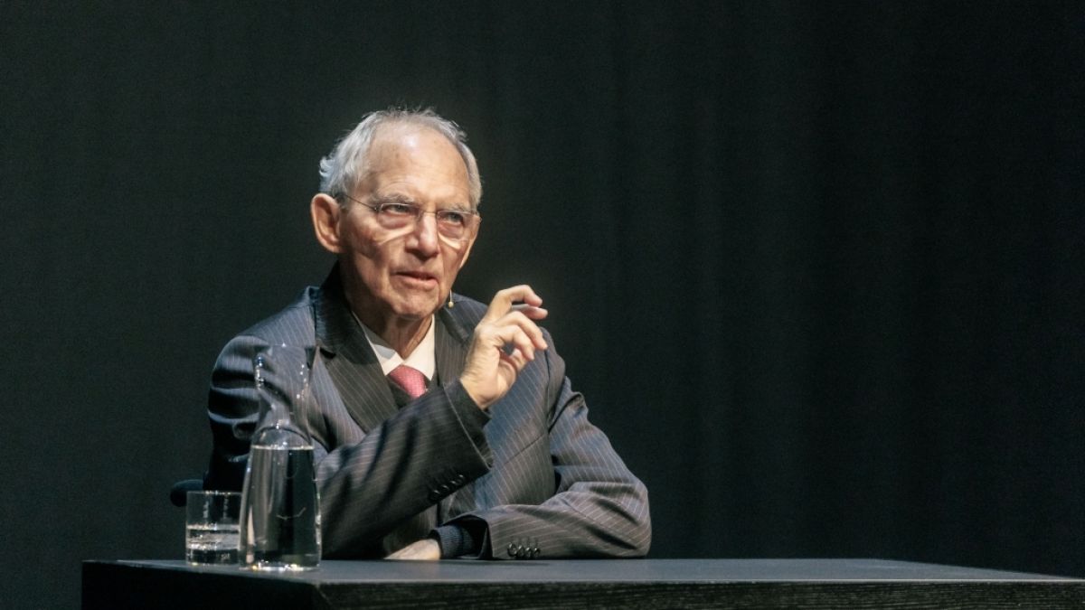 Die Politik-Welt trauert um CDU-Legende Wolfgang Schäuble. (Foto)