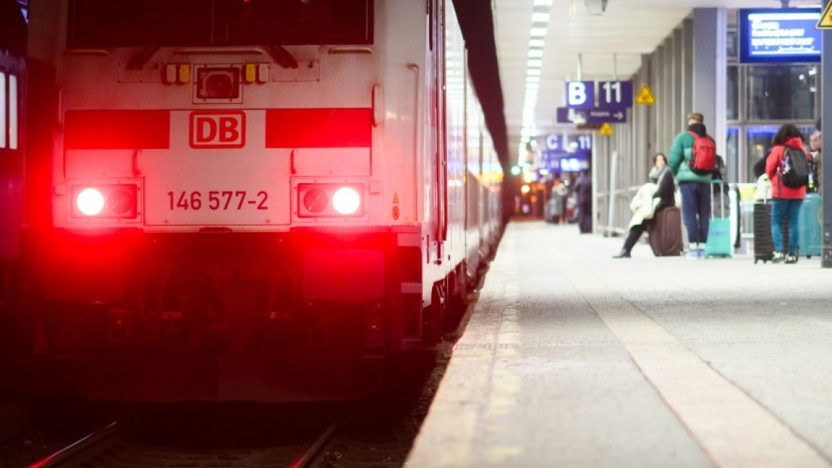 Die Gewerkschaft Deutscher Lokomotivführer (GDL) hat zum ersten mehrtägigen Streik im aktuellen Tarifkonflikt mit der Deutschen Bahn und anderen Unternehmen aufgerufen. (Foto)