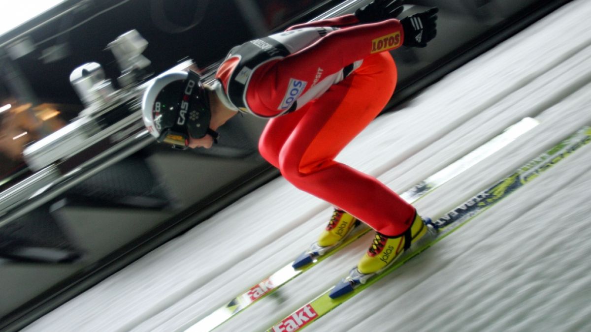 Die Wintersportwelt steht unter Schock: Der polnische Skispringer Mateusz Rutkowski ist im Alter von nur 37 Jahren gestorben. (Foto)