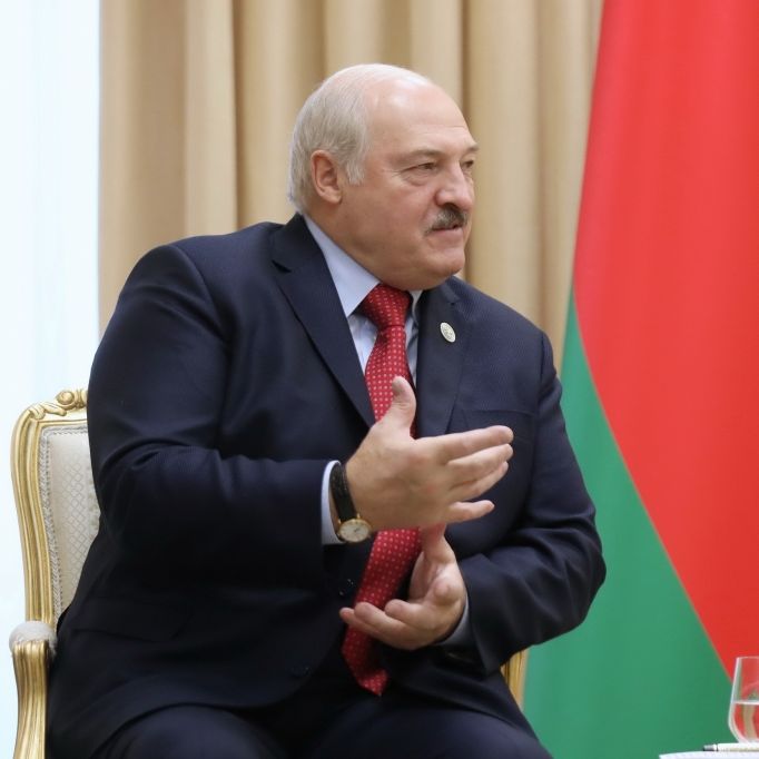 Neue Militärdoktrin in Belarus! Putin-Freund droht mit Atomwaffeneinsatz