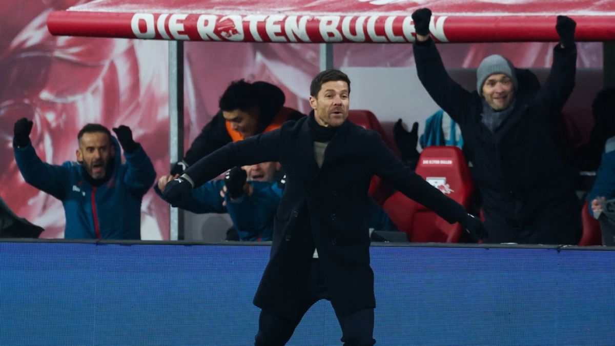#Bayer Leverkusen News: Berichte: Alonso bleibt Cheftrainer in Leverkusen