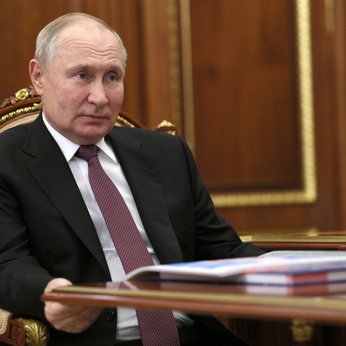 In der Nähe von Putins Protz-Palästen! Öldepot in die Luft gejagt