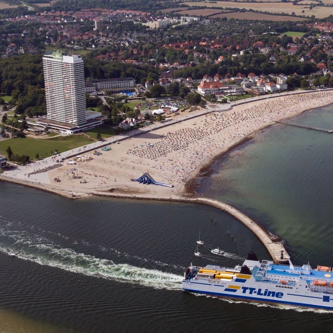 Drei Menschen stürzen aus Ostsee-Hotel in den Tod