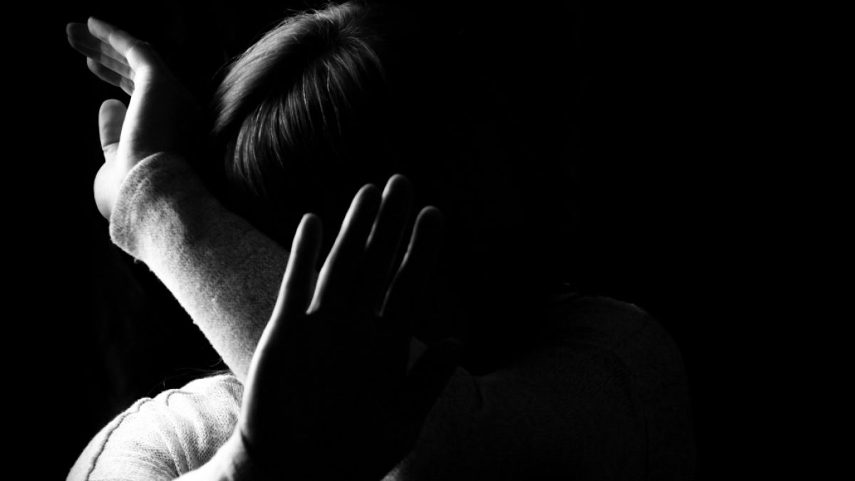 Auf Sizilien wurde eine 13-Jährige in einer Park-Toilette vergewaltigt. (Foto)