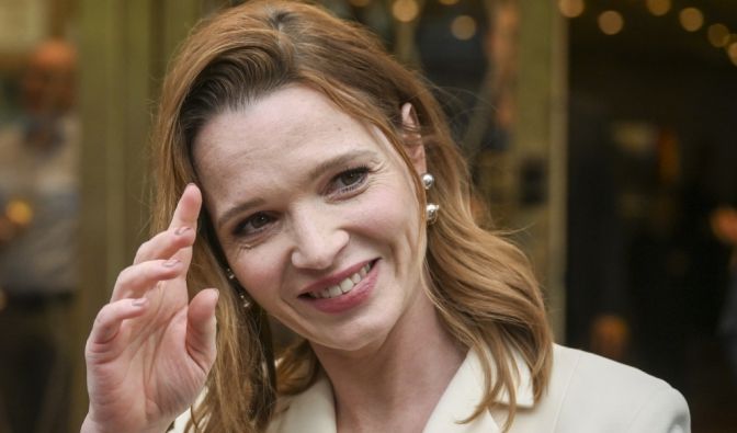 Die Schauspielerin und Regisseurin Karoline Herfurth bei der Verleihung des Ernst-Lubitsch-Preises 2023. Die Schauspielerin und Regisseurin Karoline Herfurth bei der Verleihung des Ernst-Lubitsch-Preises 2023.