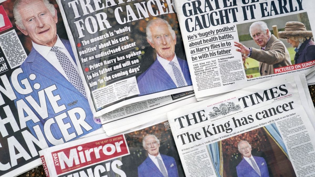 Die britische Presse druckte am Dienstag mehrfach das Foto ab, mit dem König Charles III. seine Krebserkrankung publik machte. Ist darauf eine versteckte Botschaft zu erkennen? (Foto)