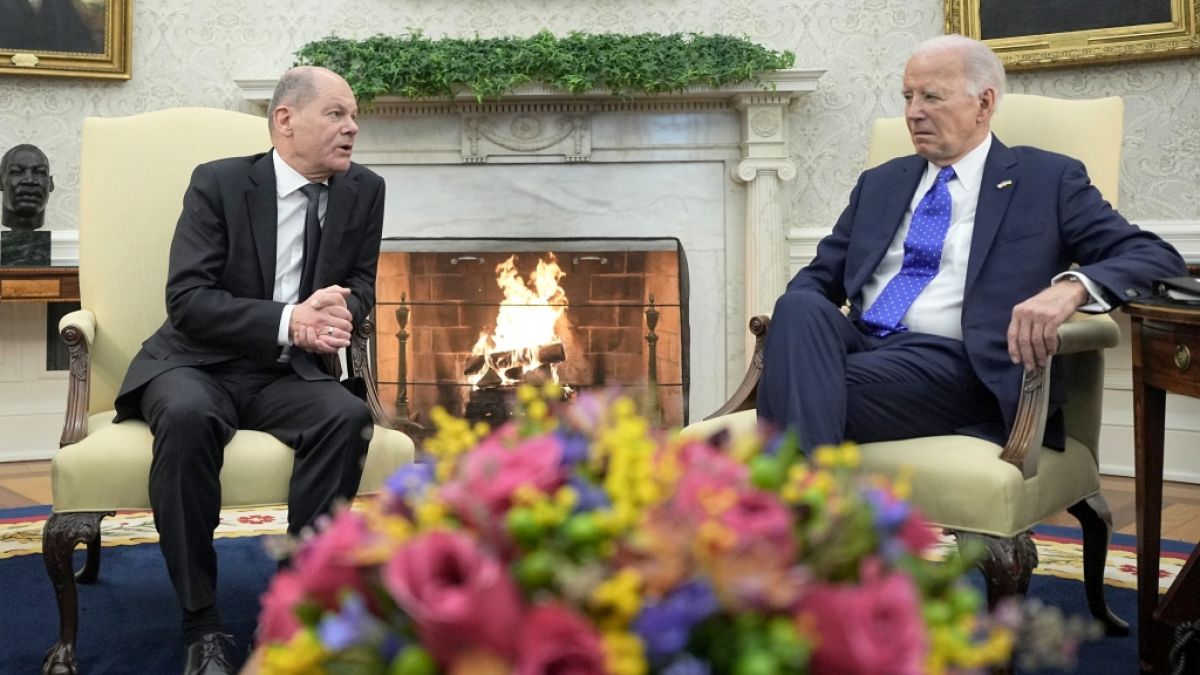 Kanzler Olaf Scholz und US-Präsident Joe Biden bei ihrem Treffen im Weißen Haus. (Foto)