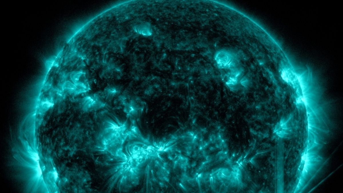 Die Folgen einer starken Sonneneruption könnten in den kommenden Tagen auch die Erde treffen. (Foto)