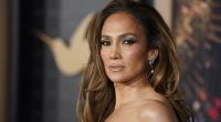 Jennifer Lopez raubt ihren Fans bei einer Filmpremiere den Atem.