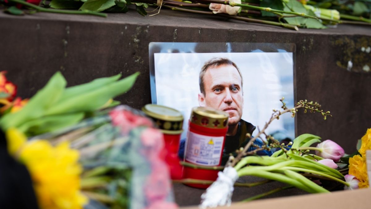 Trauer um Putin-Gegner Alexej Nawalny: Was ist kurz vor seinem Tod im Straflager "Polar Wolf" passiert? (Foto)