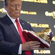 Werden Donald Trumps eigene Schuhe ein Verkaufserfolg?
