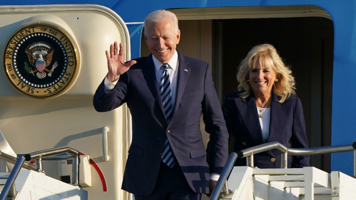 US-Präsident Joe Biden hat überraschend freizügig über sein Liebesleben mit Ehefrau Jill Biden ausgepackt. (Foto)